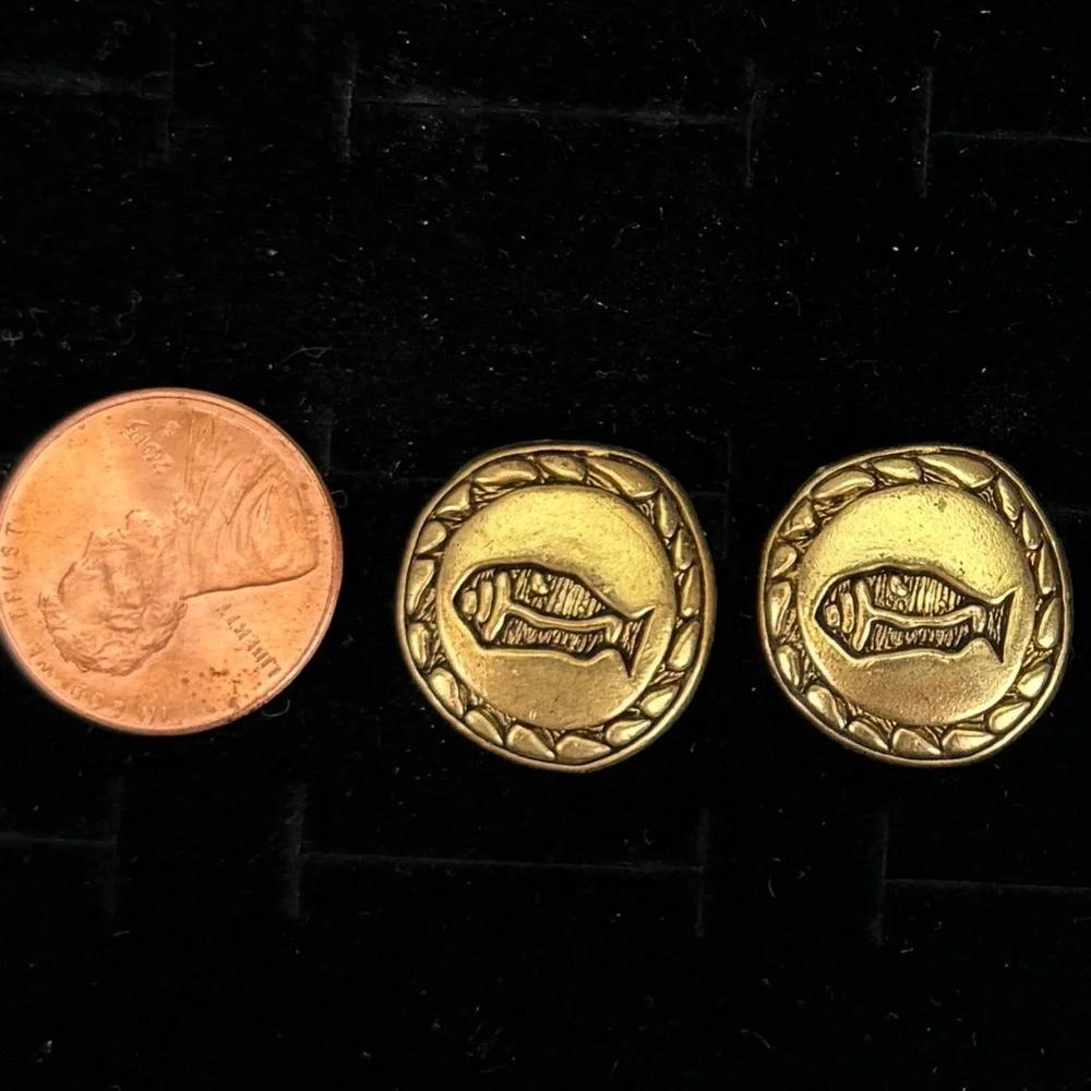 Vintage aged goldtone, etched fish pierced earrings